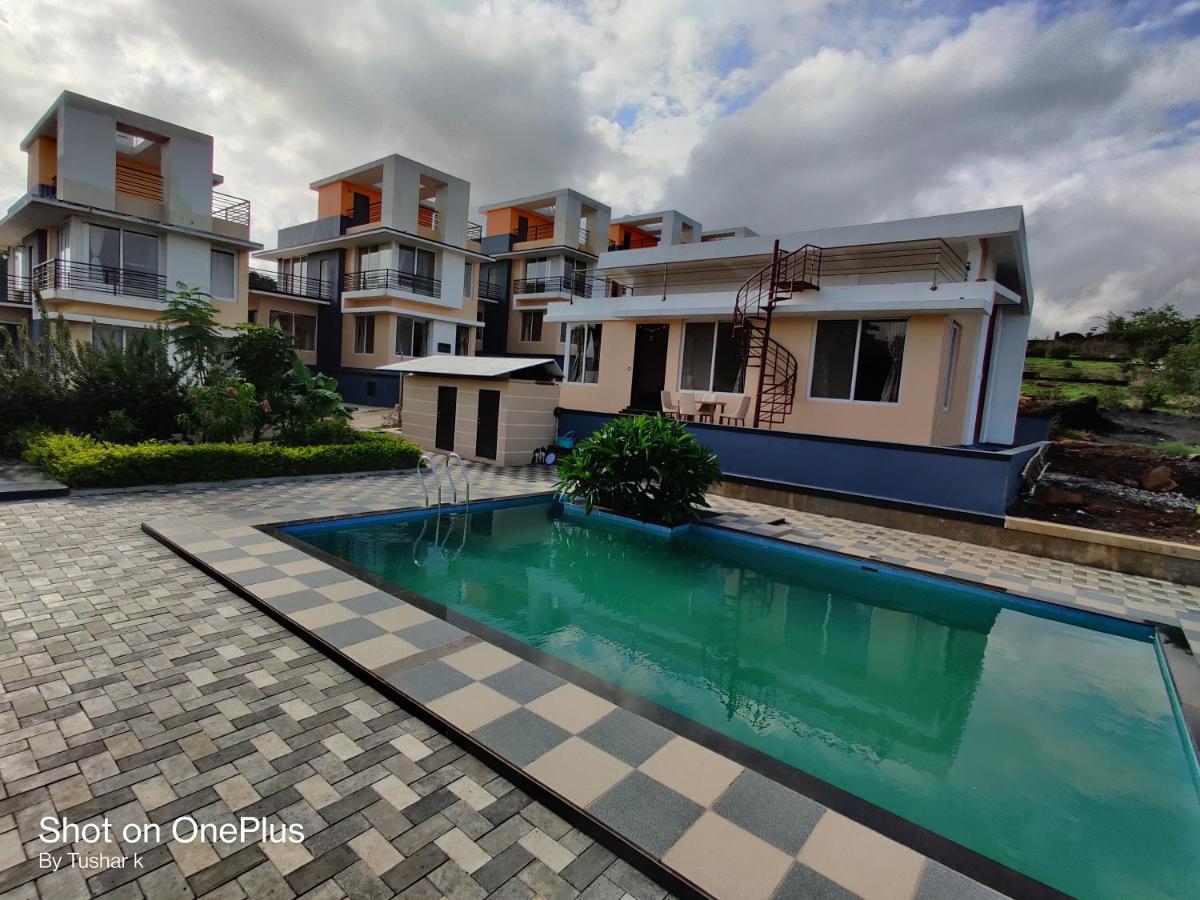 Royal Meadows Igatpuri 2Bhk Poolside Villa Exterior photo